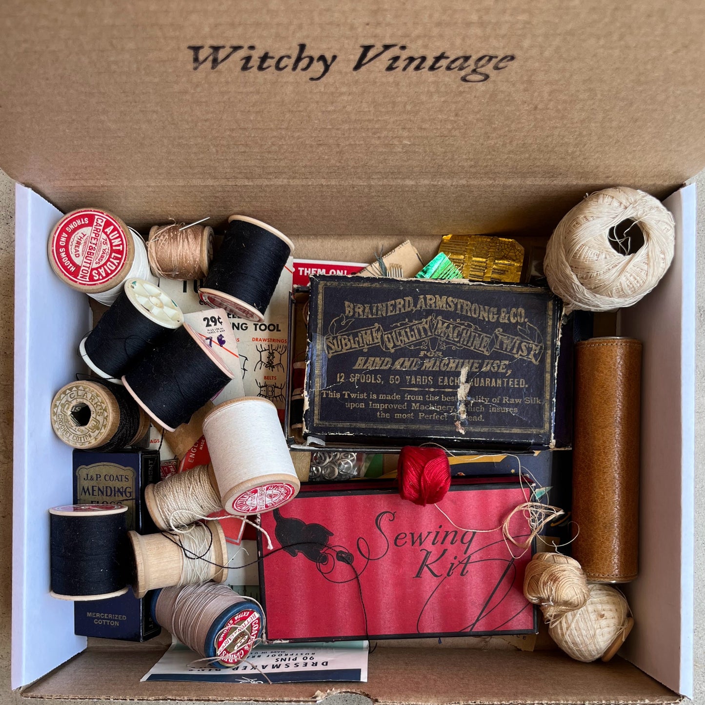 Lot of Vintage/Antique Sewing Notions