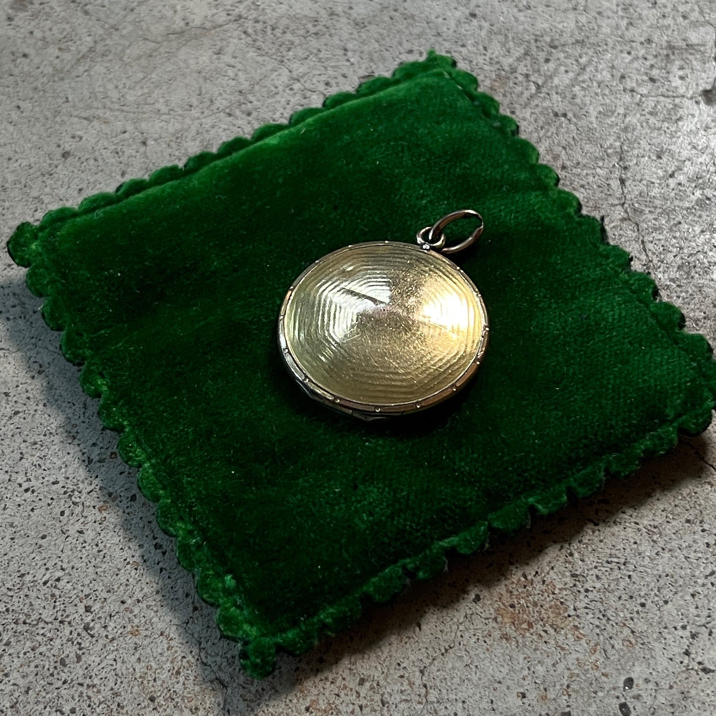 c. 1900s-1910s Gold Filled Spider Shamrock Locket
