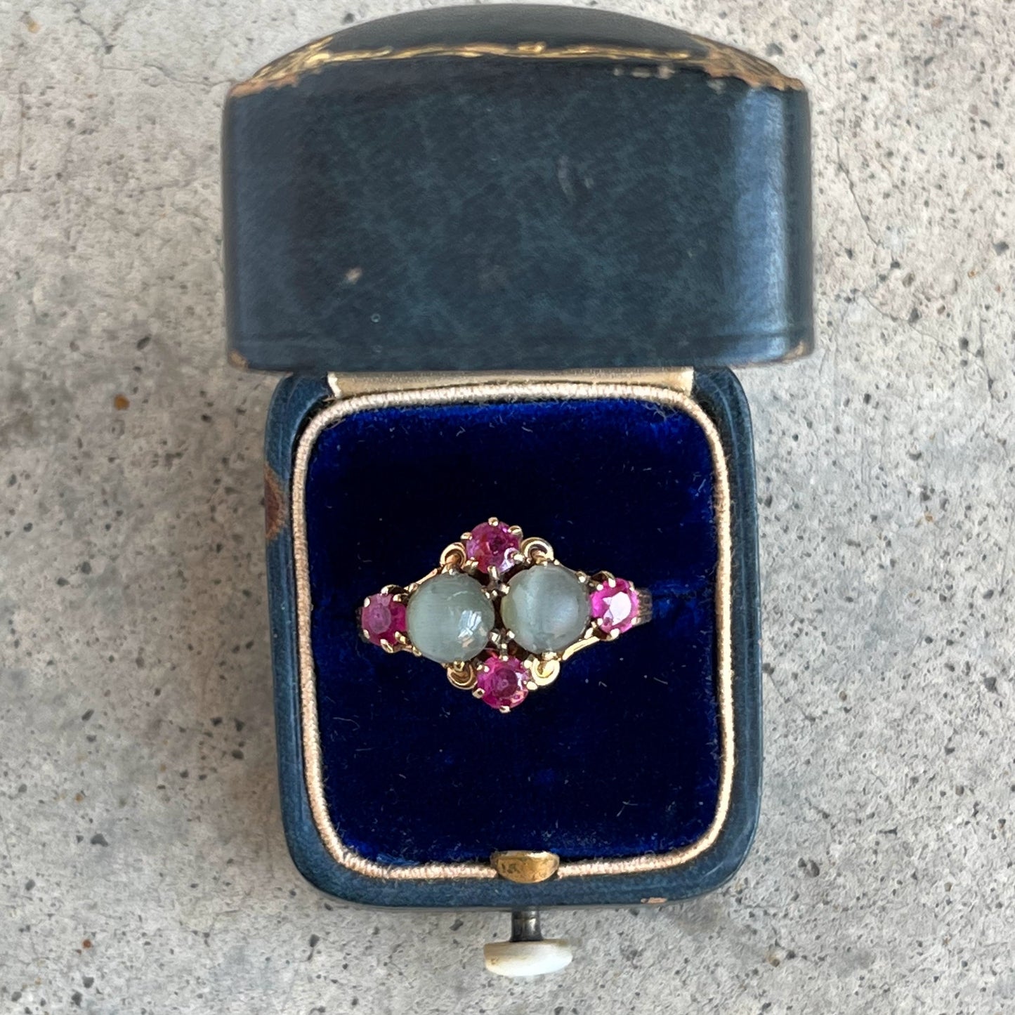 c. 1930s-1940s 14k Gold Cat's Eye Ruby Ring