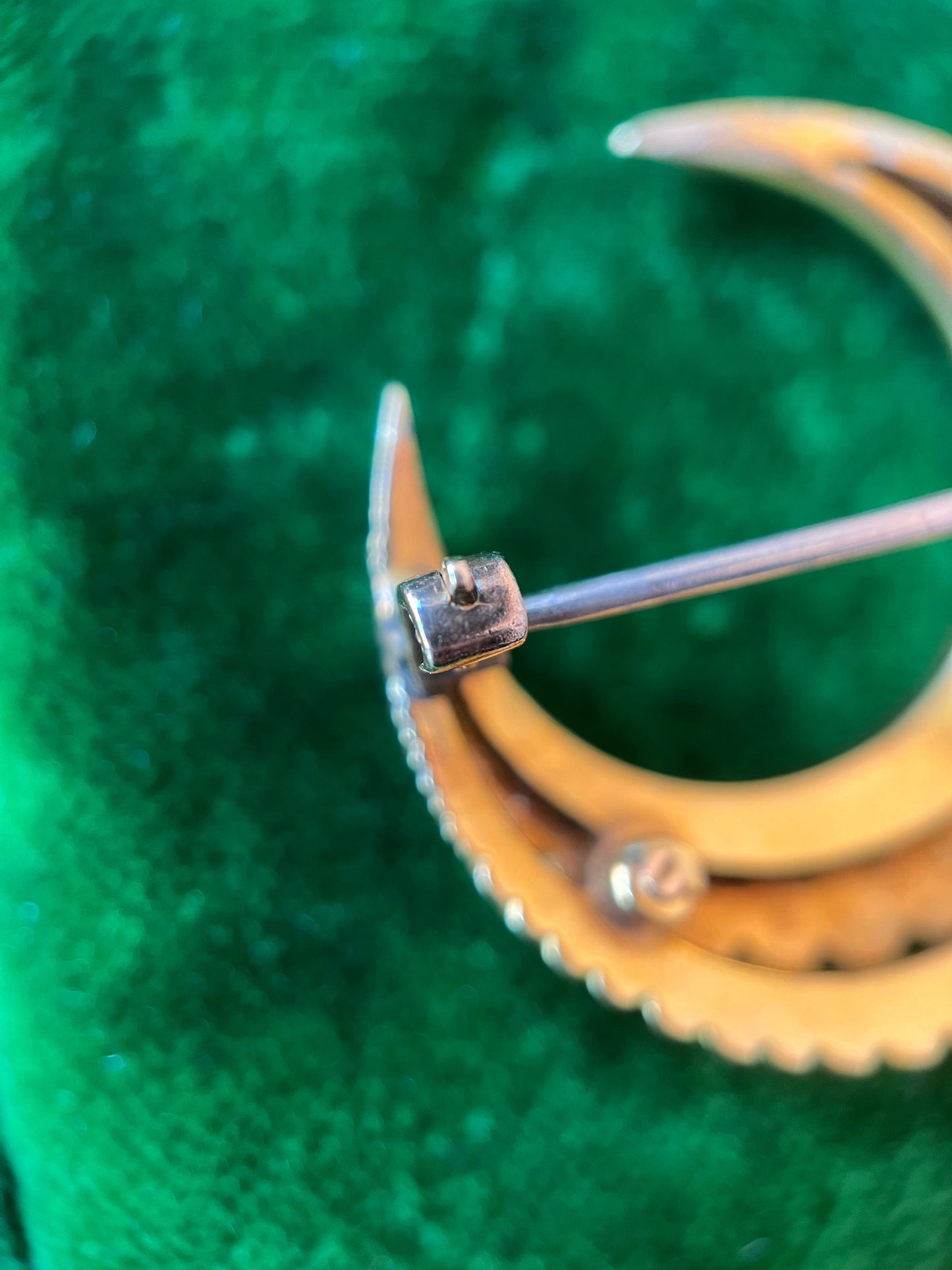 Victorian 15k Gold Pearl Crescent Moon Brooch