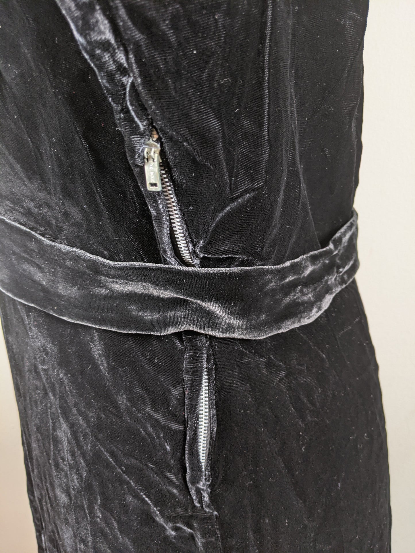 1930s-1940s Rayon Velvet Dress | XL