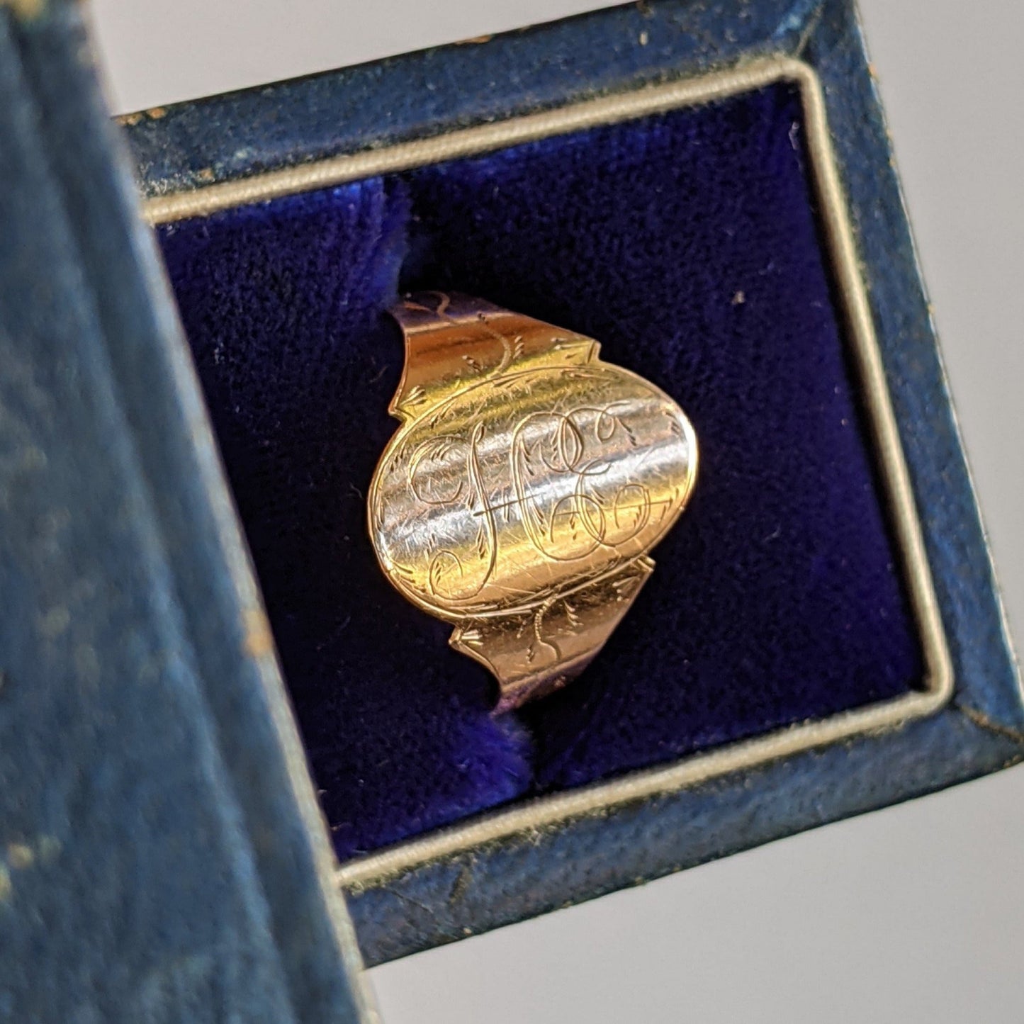 c. 1804 14k Gold Posy Ring "Remember the Giver"