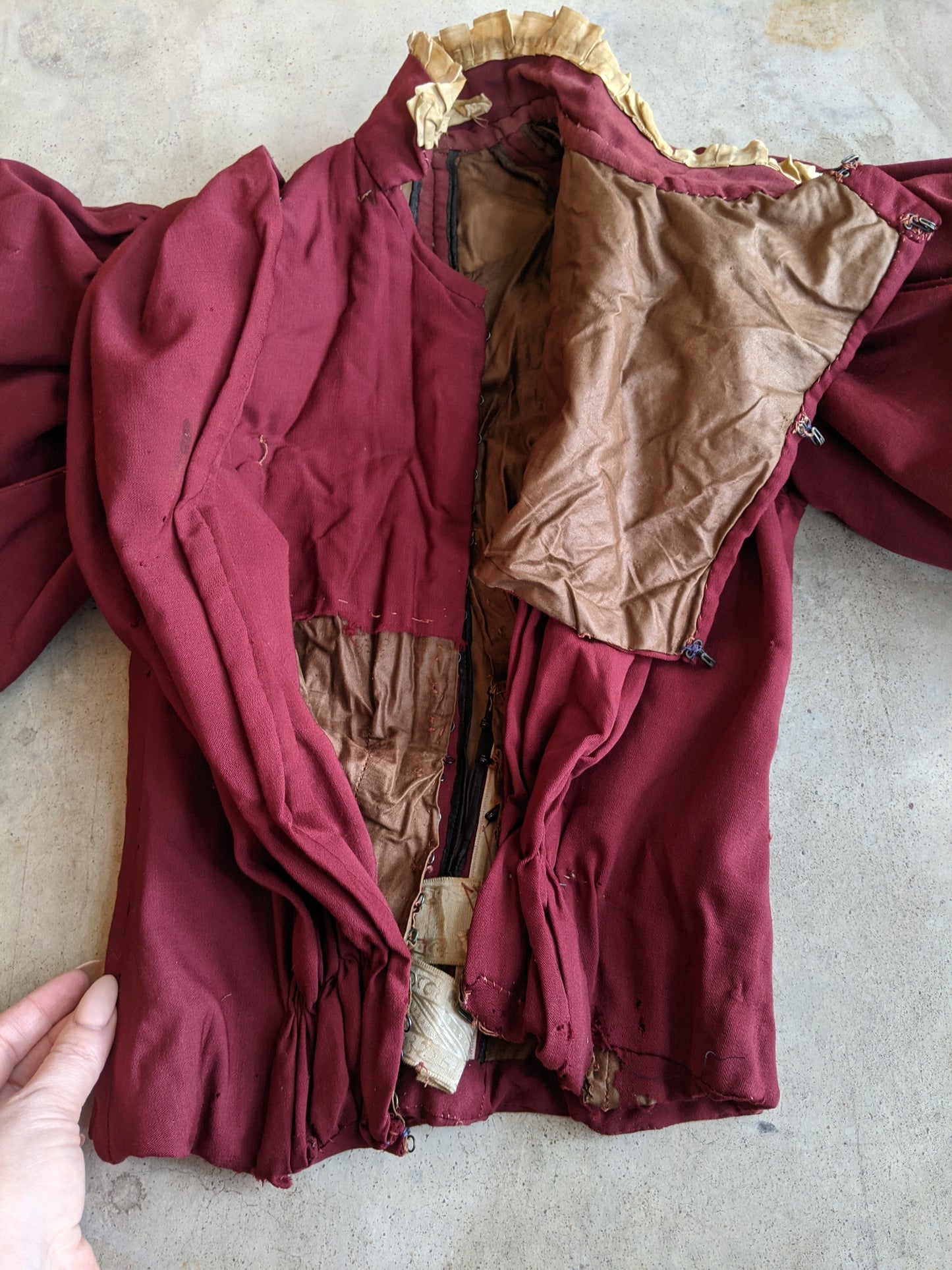 1890s Burgundy Gigot Sleeve Bodice | Study + Display