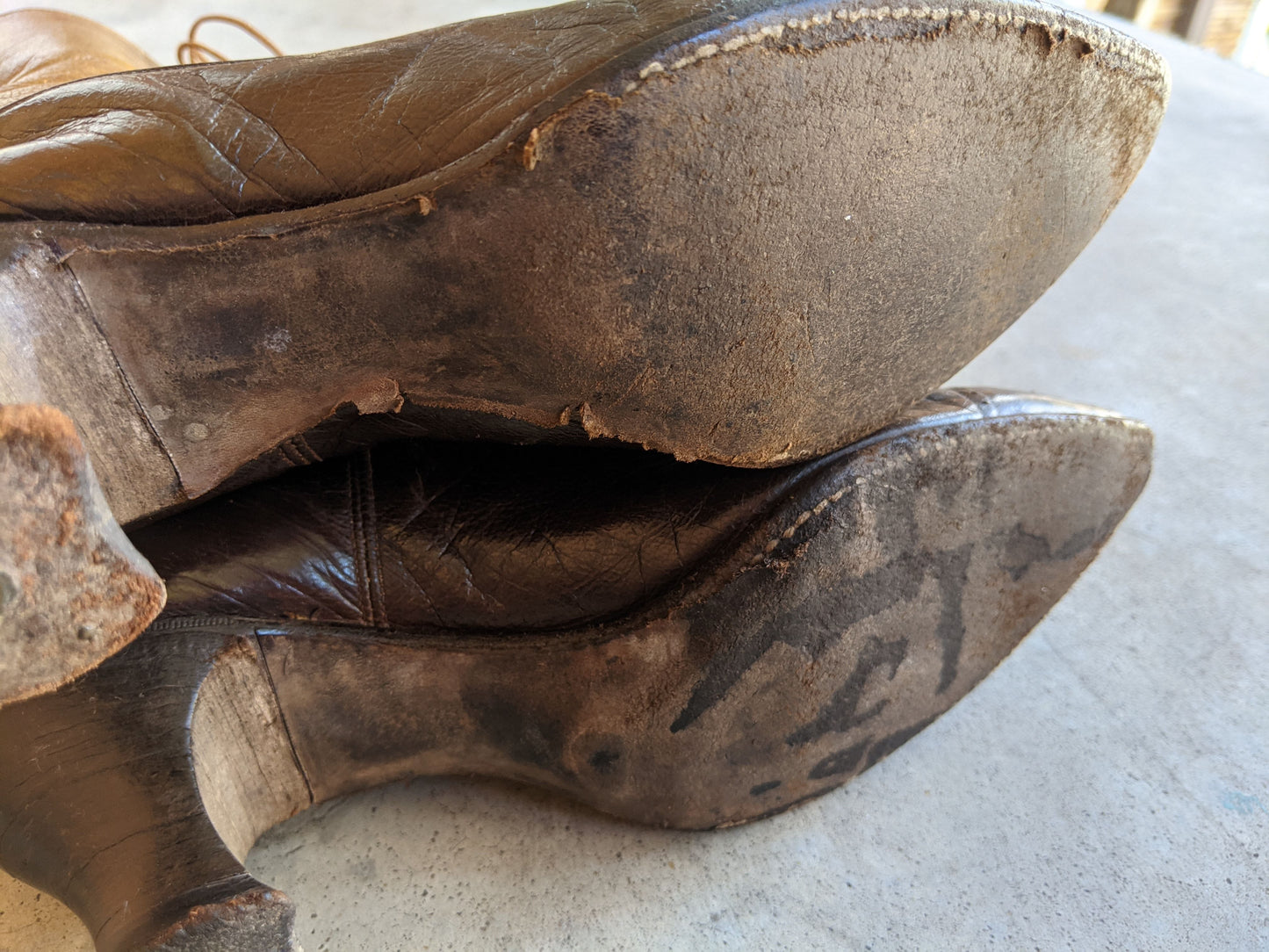 c. 1910s-1920s Two-Tone Brown Boots | Approx Sz 6
