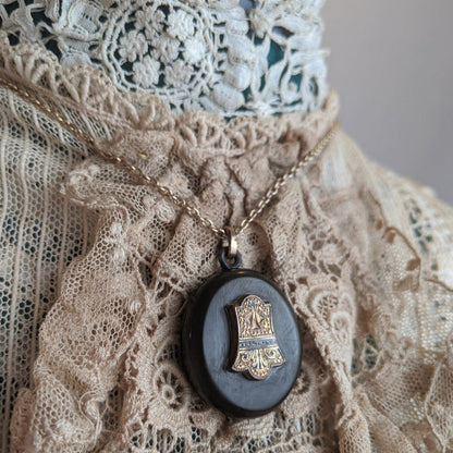 Victorian Taille d'Epargne Vulcanite Locket