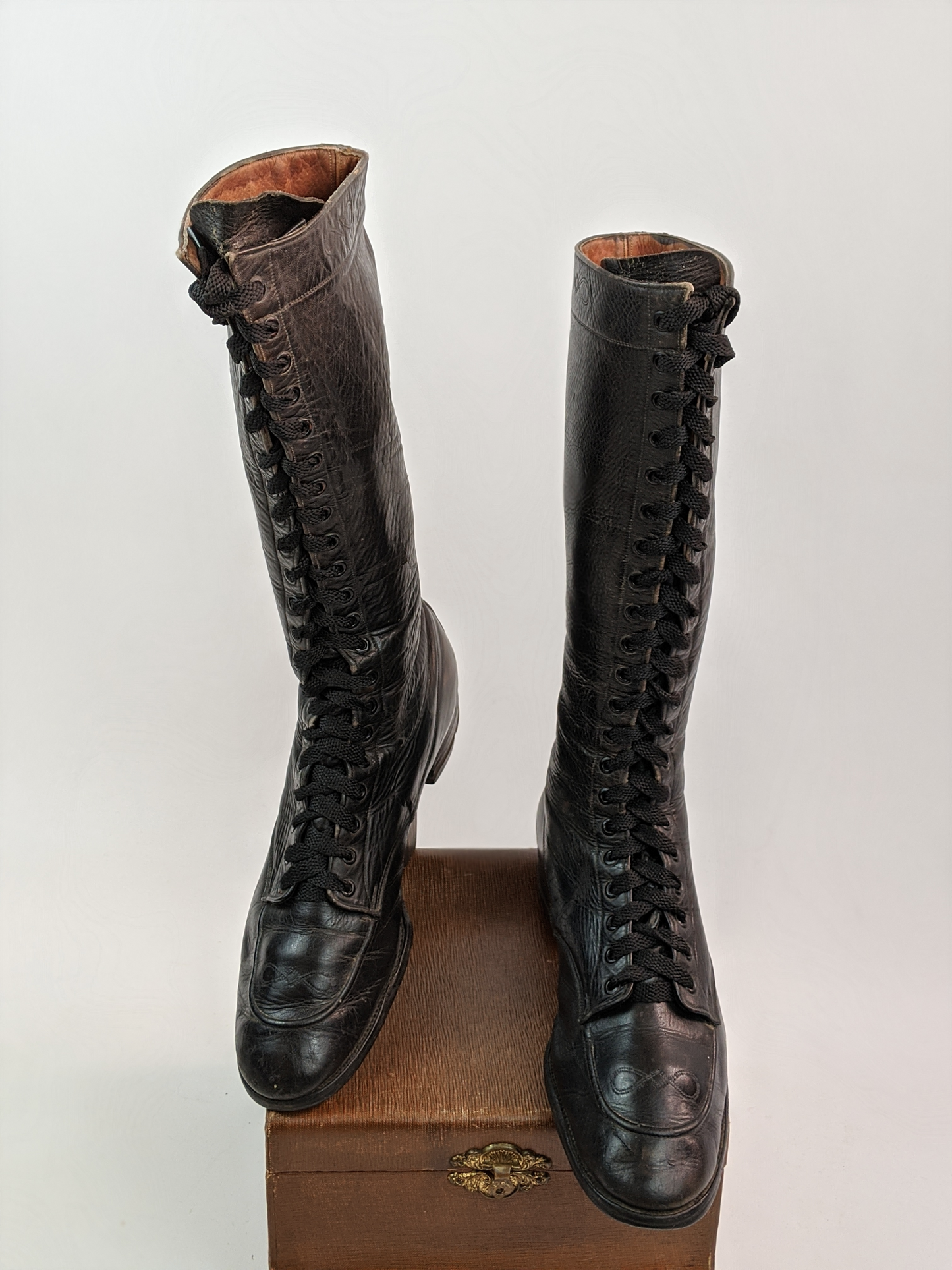 1920s-30s Tall Black Lace Up Boots | Approx Sz 6.5-7