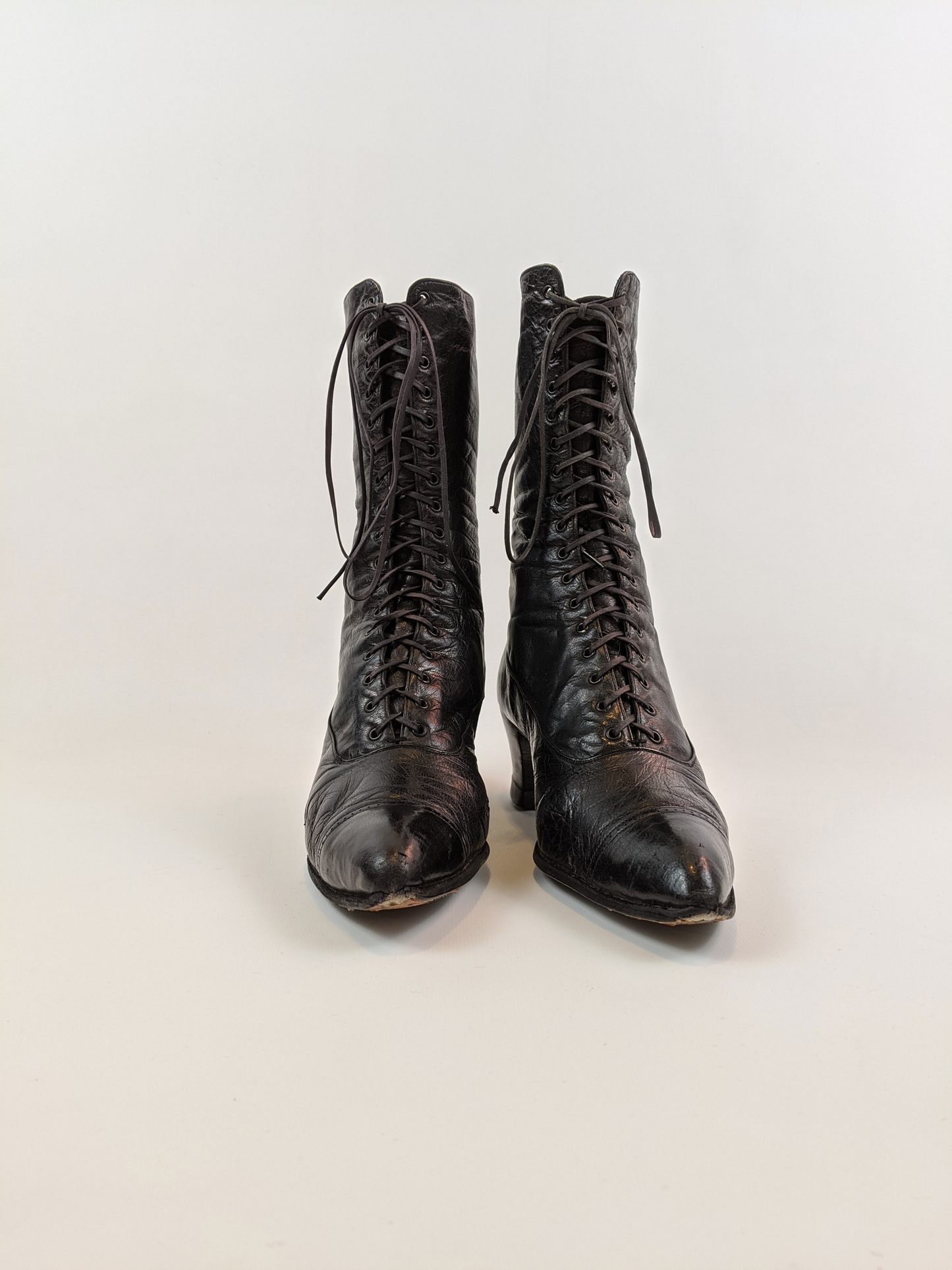 1910s-1920s Black Lace Up Boots | Approx Sz 6-6.5