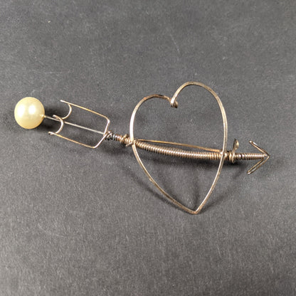 1940s Heart + Arrow Brooch