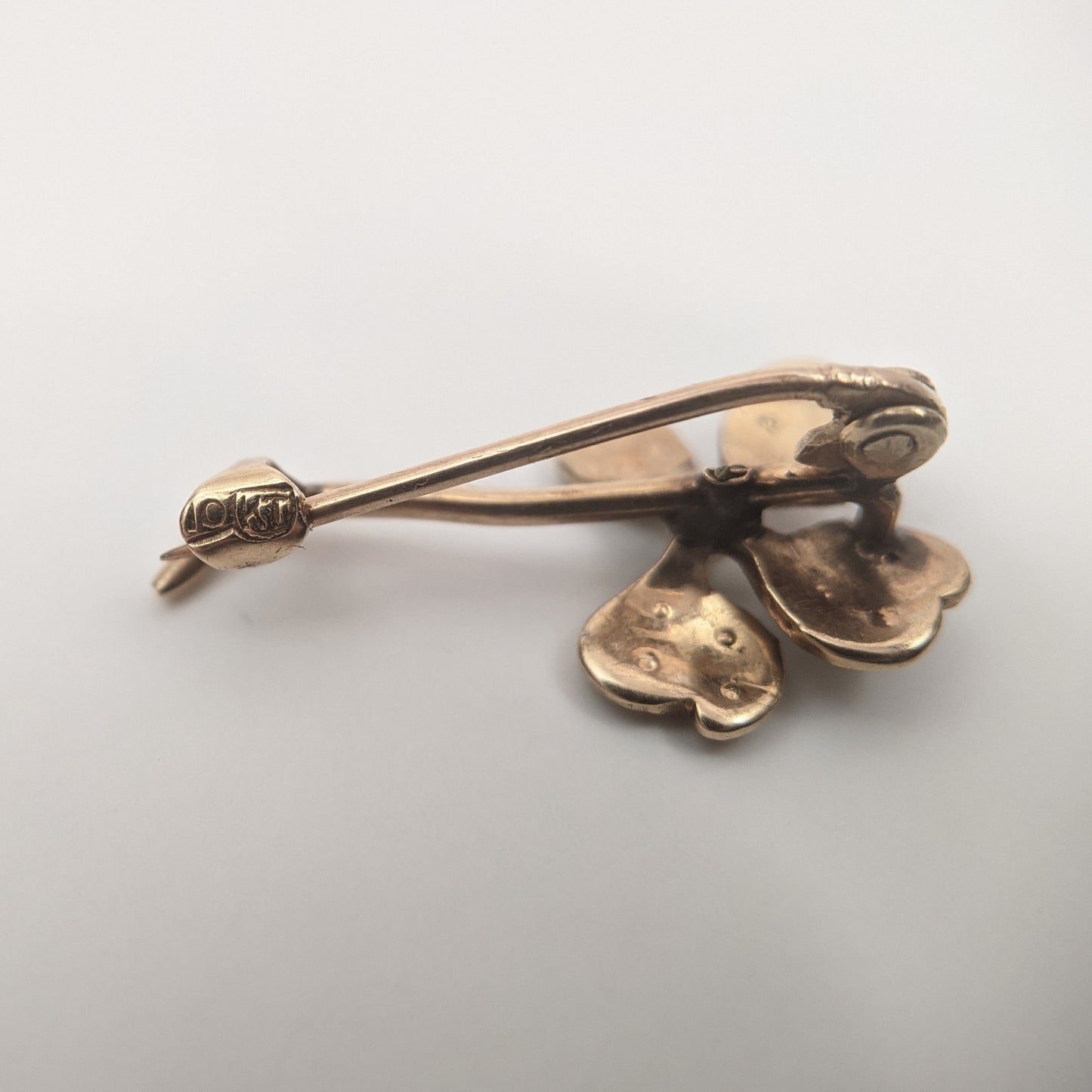 Edwardian 10k Gold Shamrock Brooch