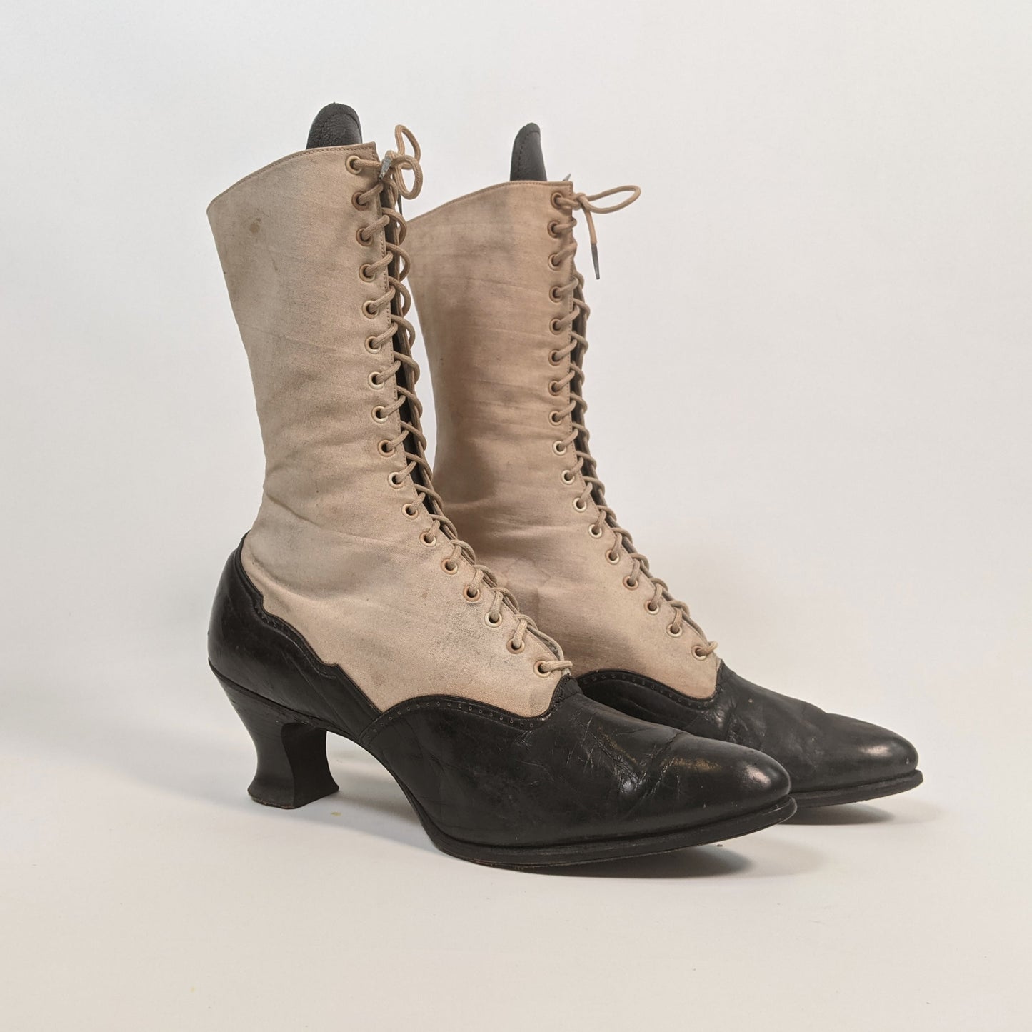 1910s Black and White Boots | Approx Sz 7.5