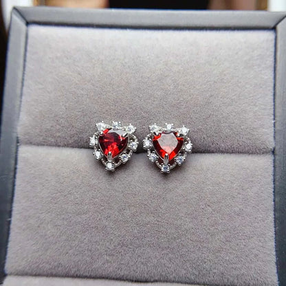 925  Silver Natural Garnet Heart-shaped Gemstone Ring Pendant EarringsThe Plug