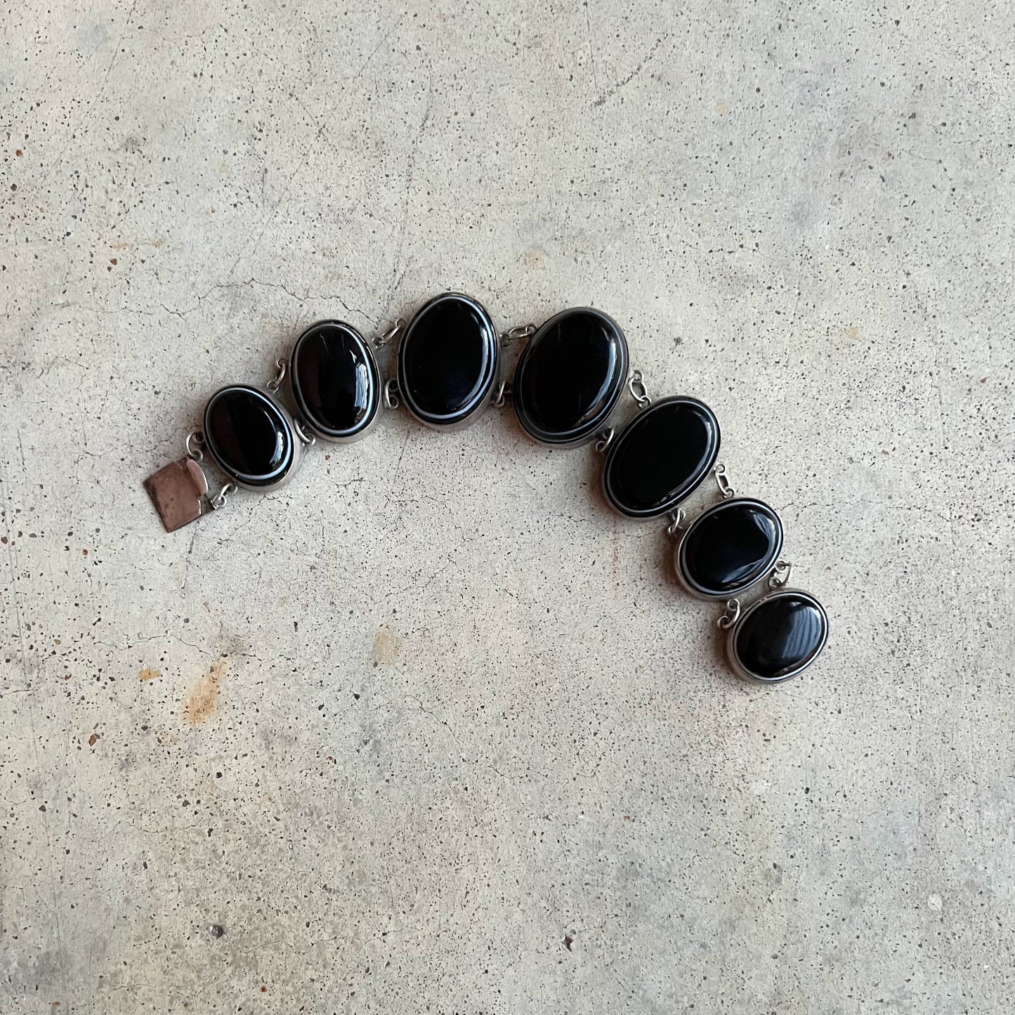 Late 19th c. Bullseye Agate Silver Bracelet