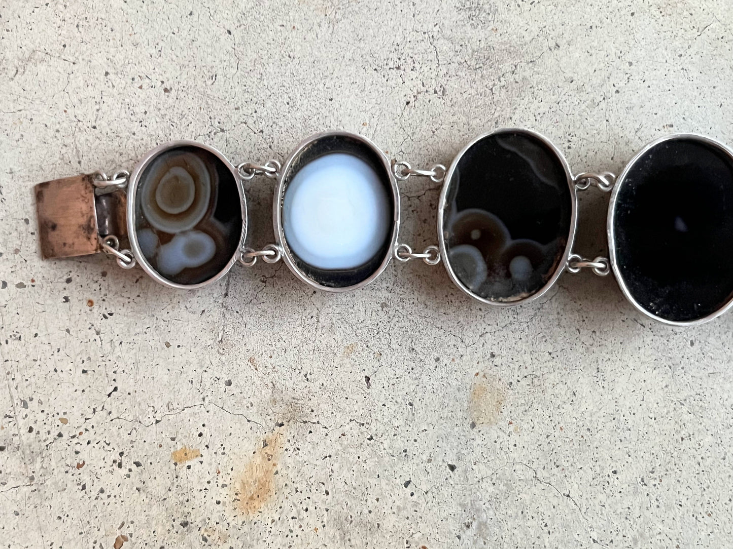 Late 19th c. Bullseye Agate Silver Bracelet
