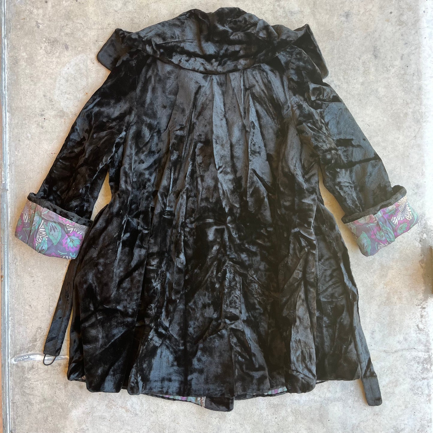 c. Late 1910s-Early 1920s Faux Fur Plush Coat