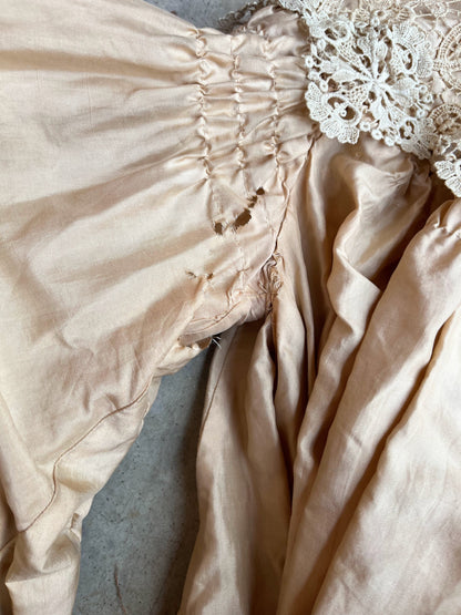 c. 1904 Peach Silk Blouse | Study + Display