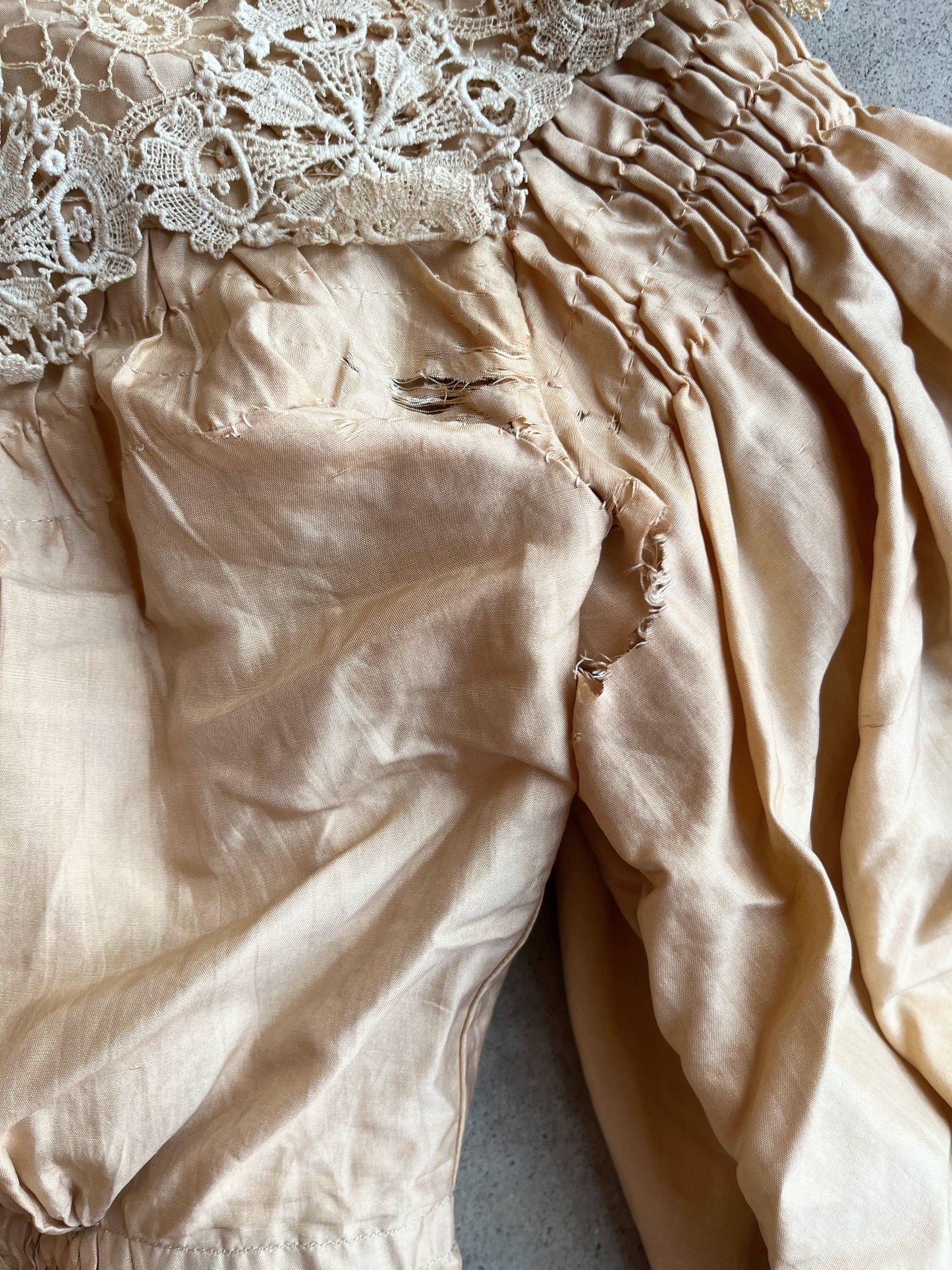 c. 1904 Peach Silk Blouse | Study + Display