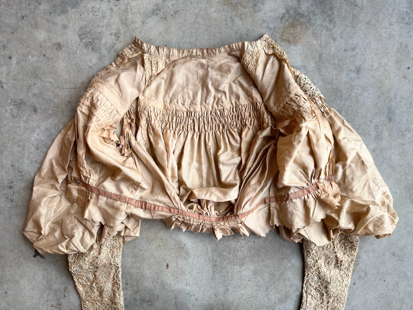 c. 1904 Peach Silk Blouse | Study + Display