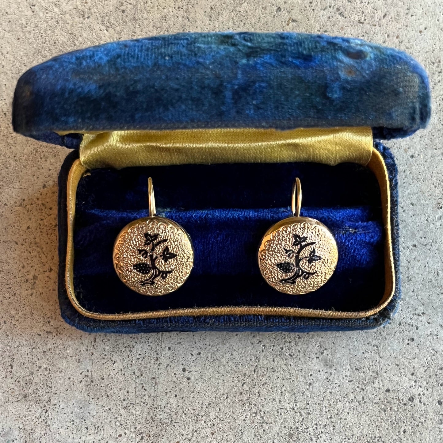 c. 1880s Taille d'Epargne Earrings