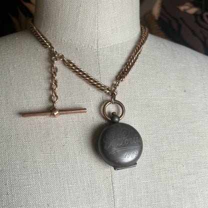 1904 St. Louis Engraved Gunmetal Sovereign Case Fob