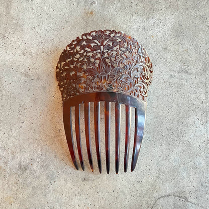 Mid-19th c. Carved Tortoise Shell Comb