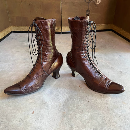 c. 1910s Louis Heel Brown Boots | Approx Sz 7-7.5