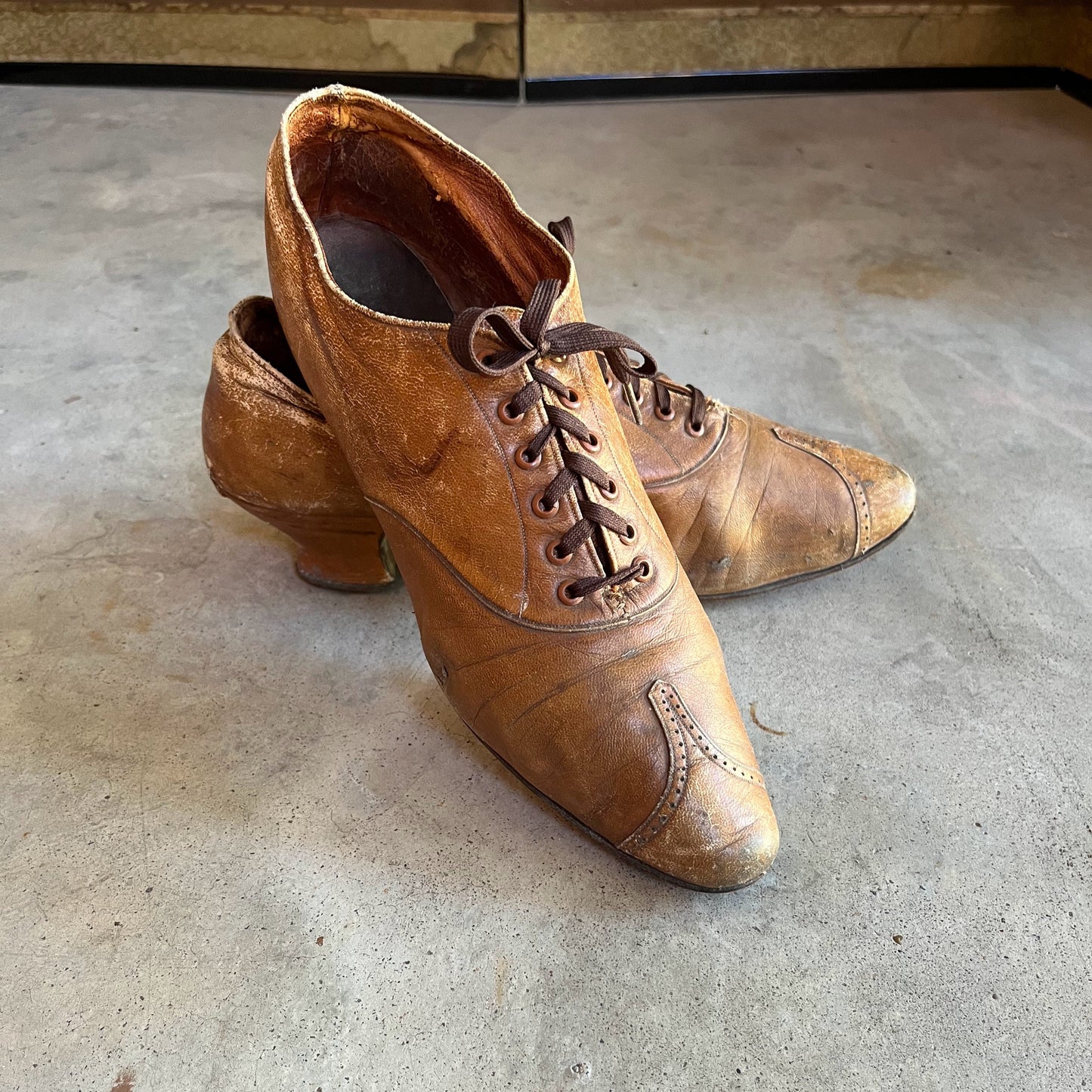 c. 1890s-1900s Brown Oxfords | Approx Sz 7