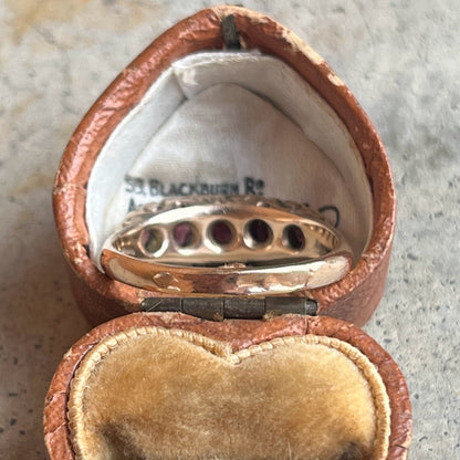 1907 9k Gold Rhodolite Garnet Ring