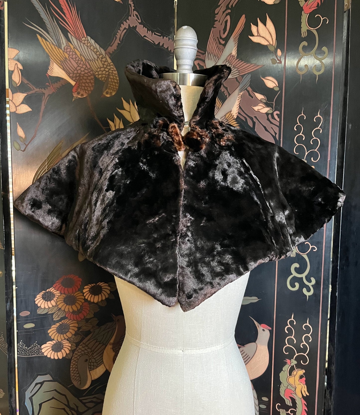 c. 1890s Faux Seal Plush Capelet