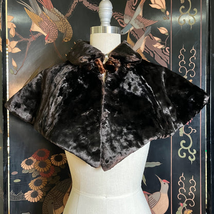 c. 1890s Faux Seal Plush Capelet