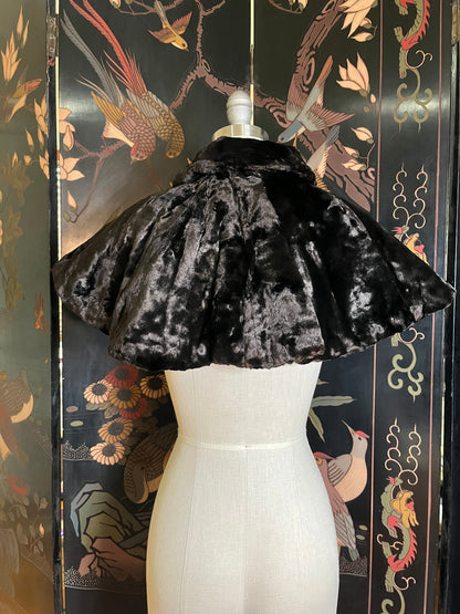 c. 1890s Faux Seal Plush Capelet
