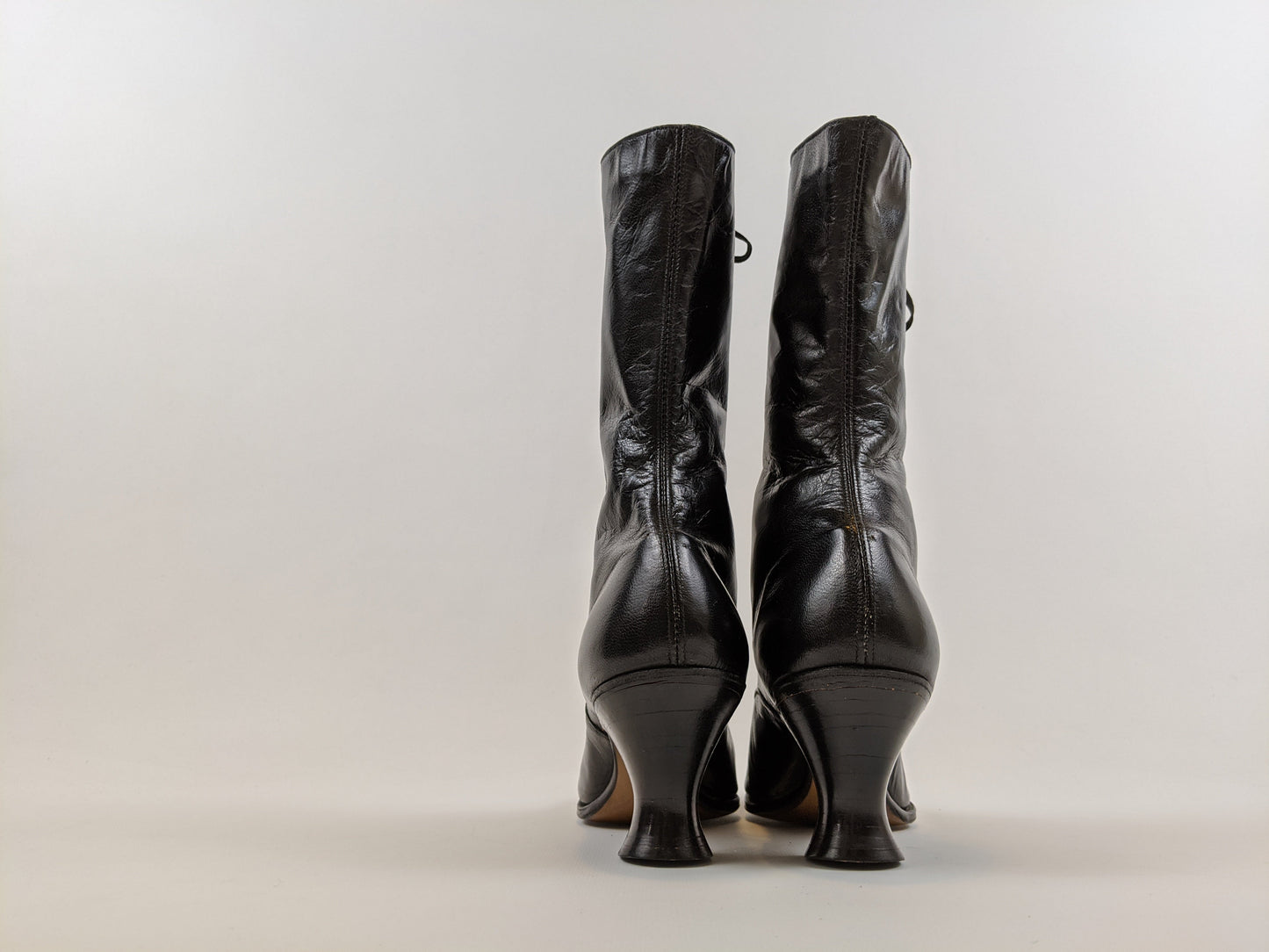 1920s Black Lace Up Louis Heel Boots | Approx Sz 6.5-7