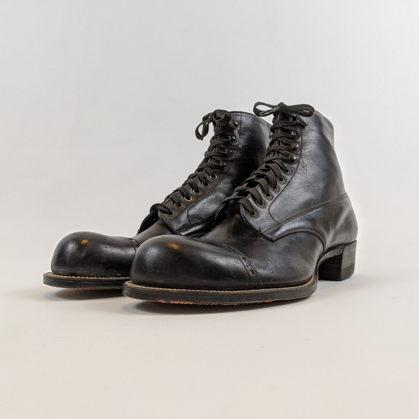 RESERVED | 1910s Black Lace Up Boots | Approx Sz 7.5-8