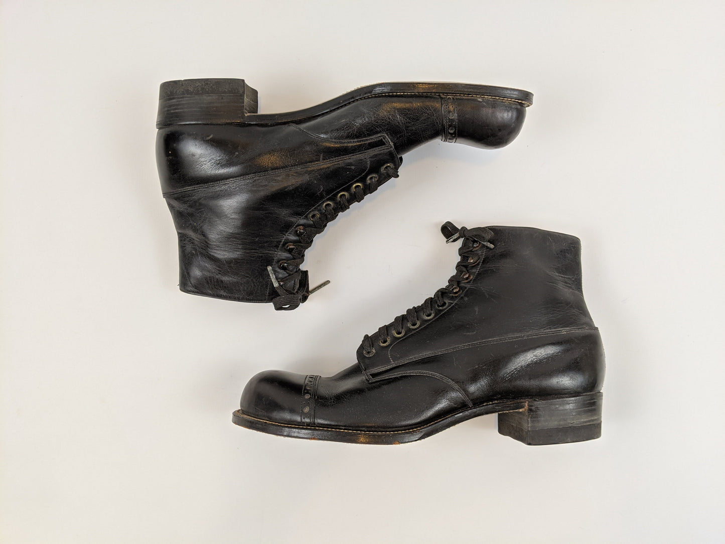 RESERVED | 1910s Black Lace Up Boots | Approx Sz 7.5-8