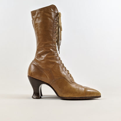 1920s Tan Lace Up Louis Heel Boots | Approx Sz 5