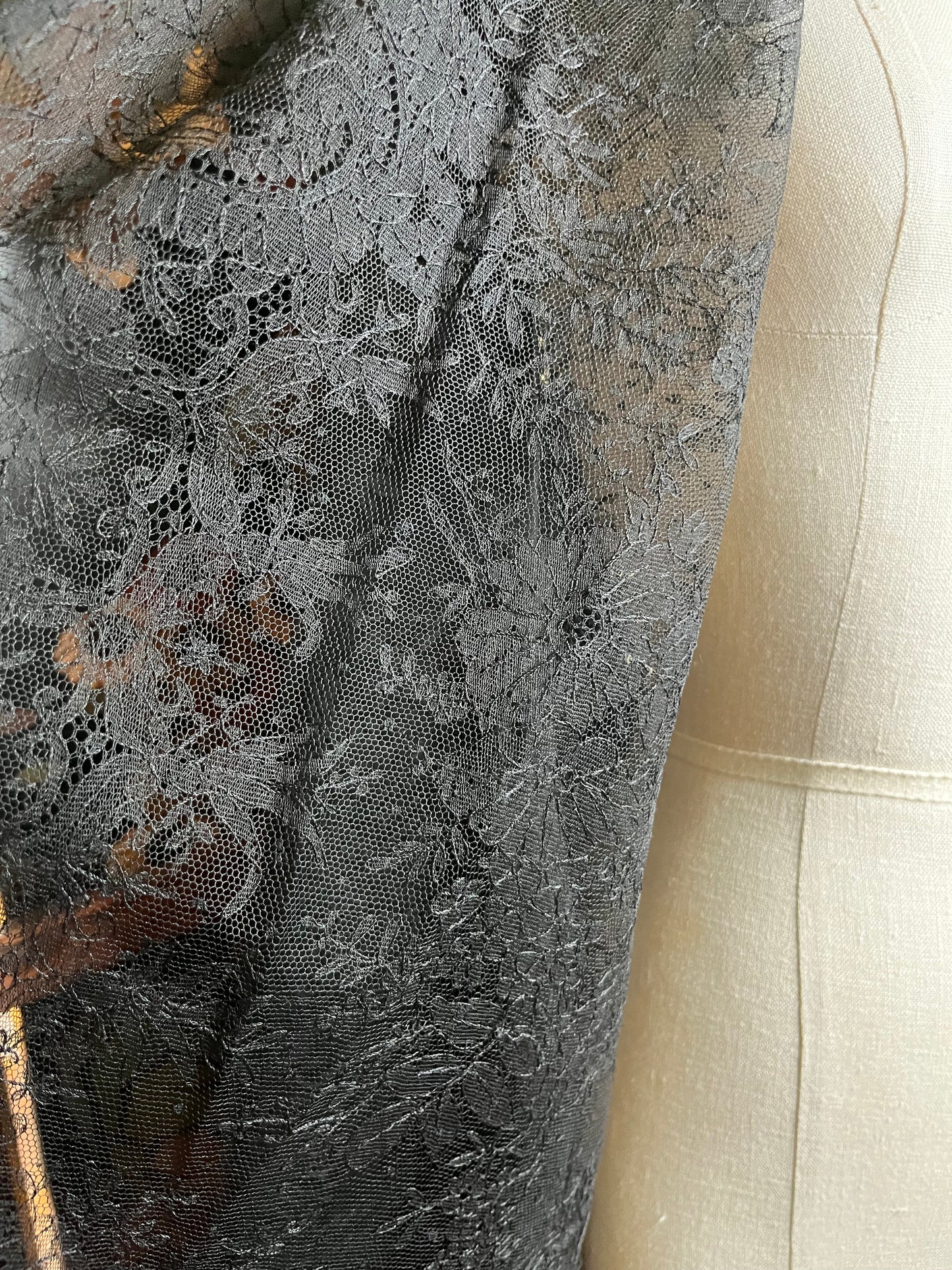 RESERVED | c. 1860s Chantilly Lace Shawl