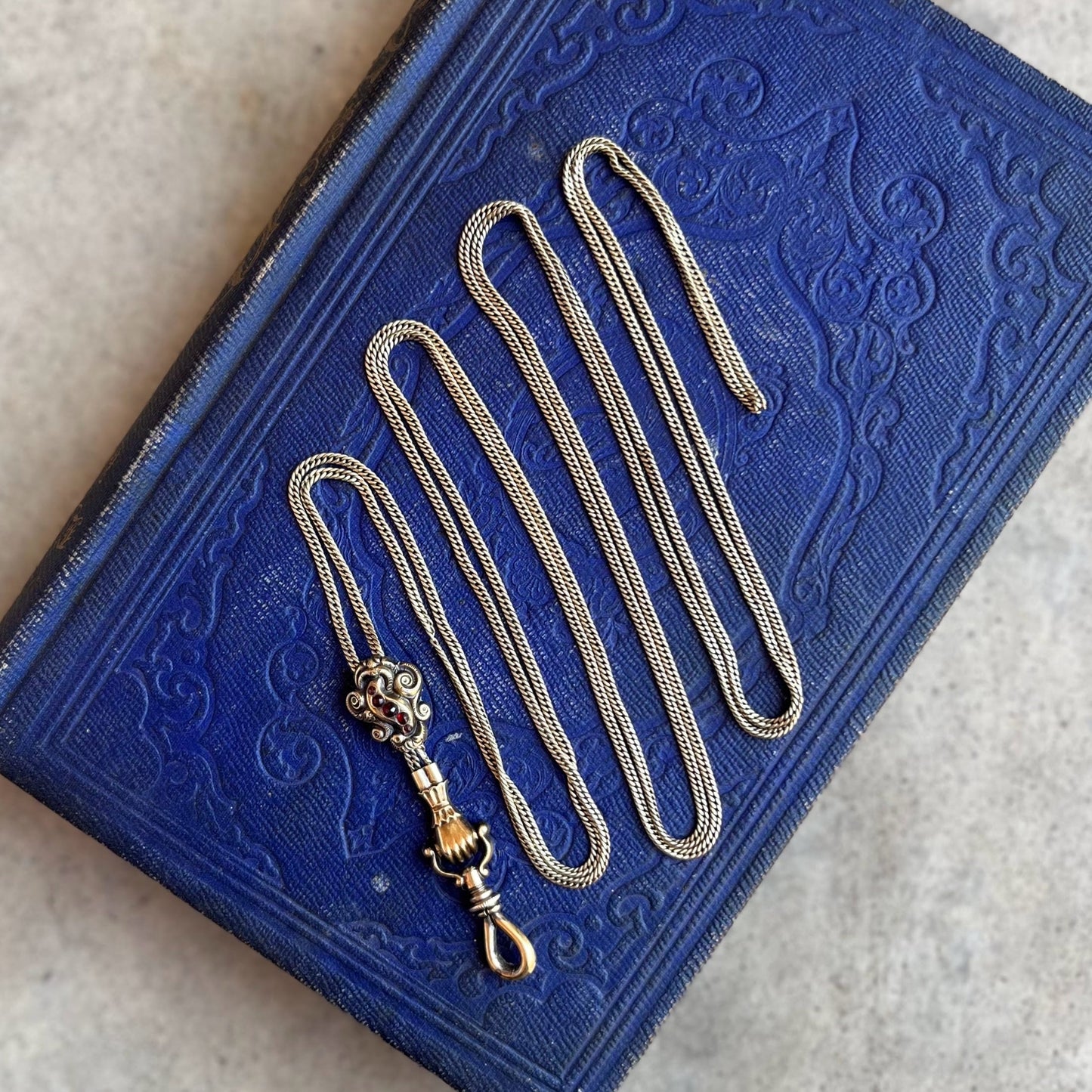 14k Gold Georgian Figural Fist Long Guard Chain