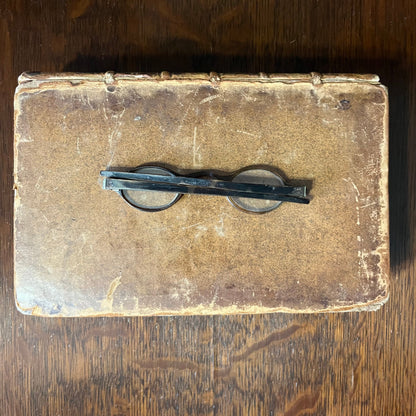 c. 1800 Tortoise Shell Wig Spectacles - Dark