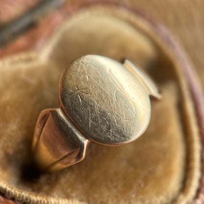 c. 1900s-1910s 10k Gold Signet Ring