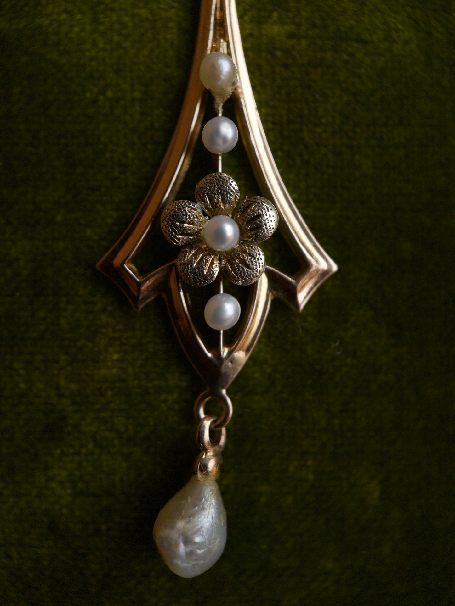 c. 1910s 10k Gold Forget Me Not Lavalier Pendant
