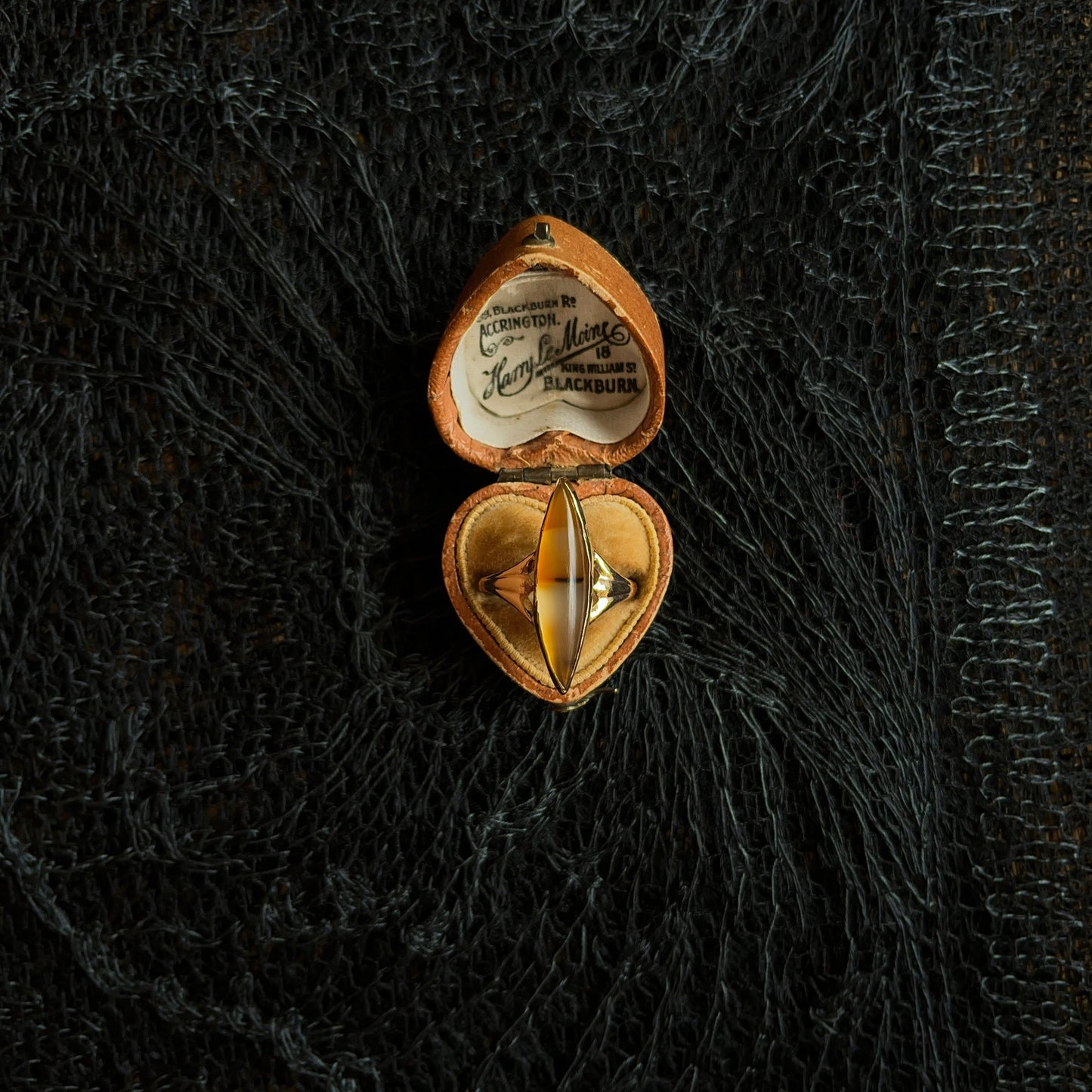c. 1890s-1900s 14k Gold Banded Agate Ring