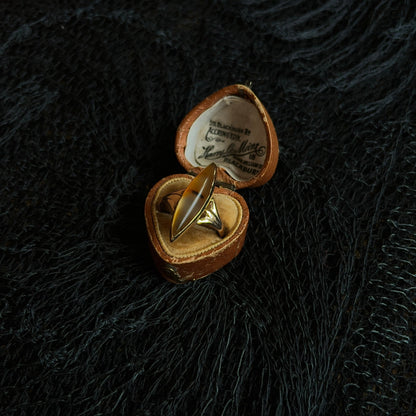 c. 1890s-1900s 14k Gold Banded Agate Ring