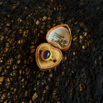 c. 1930s-1940s 14k Gold Amethyst Cabochon Ring