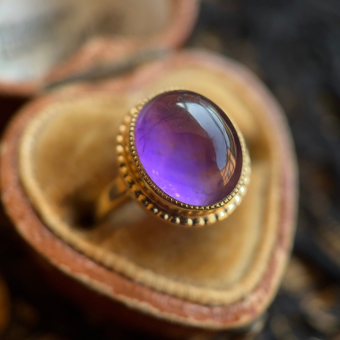 c. 1930s-1940s 14k Gold Amethyst Cabochon Ring
