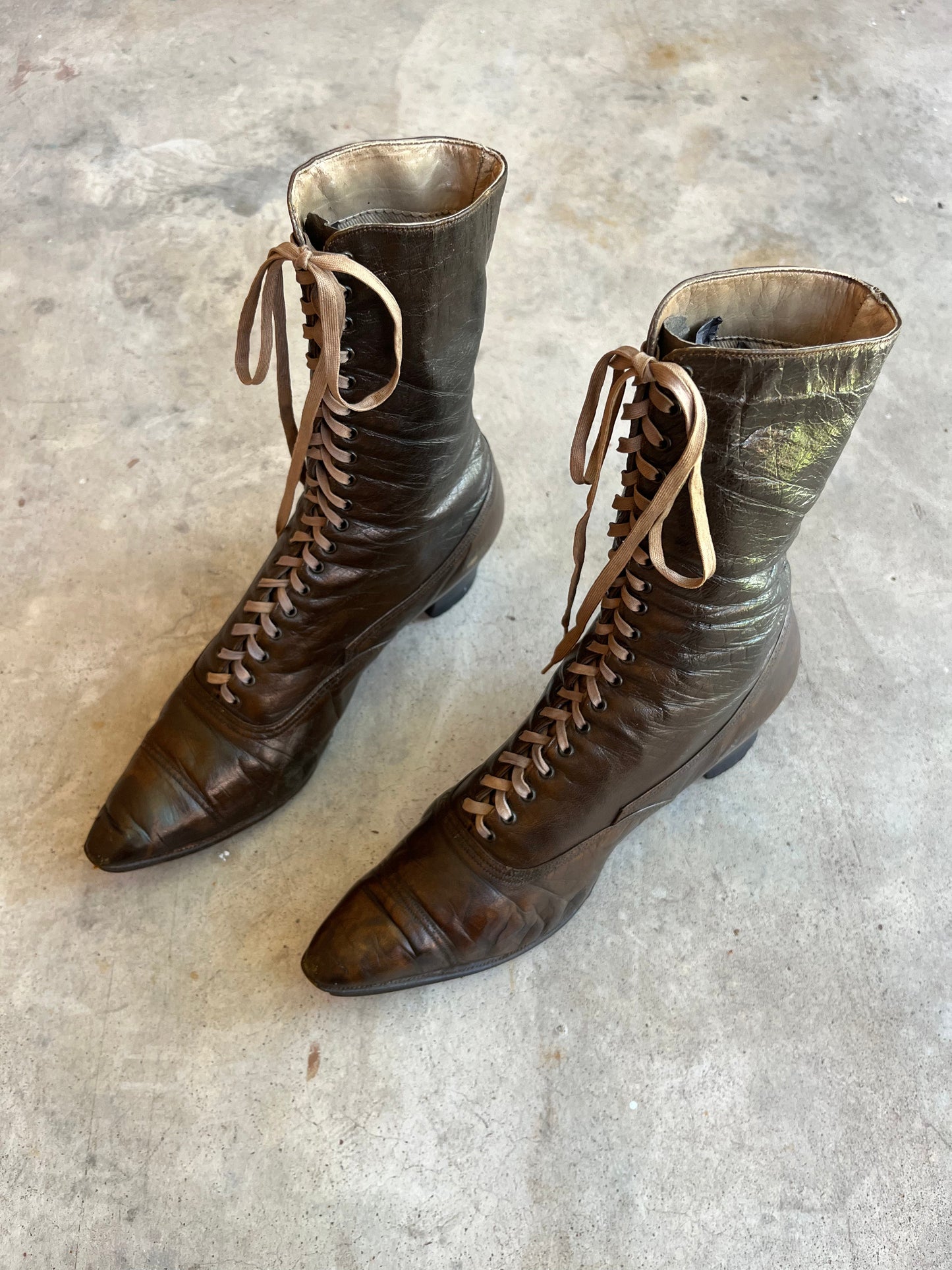 c. 1910s-1920s Brown Boots | Approx Sz 8.5-9