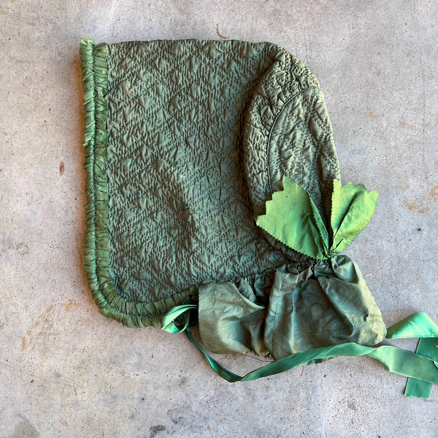 Mid-19th c. Quilted Hood / Bonnet