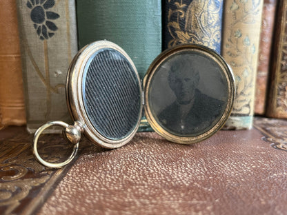 19th c. 9k Gold Faux Montre 4-Photo Locket