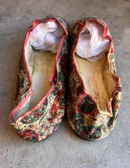 Early-Mid 19th c. Paisley Slippers