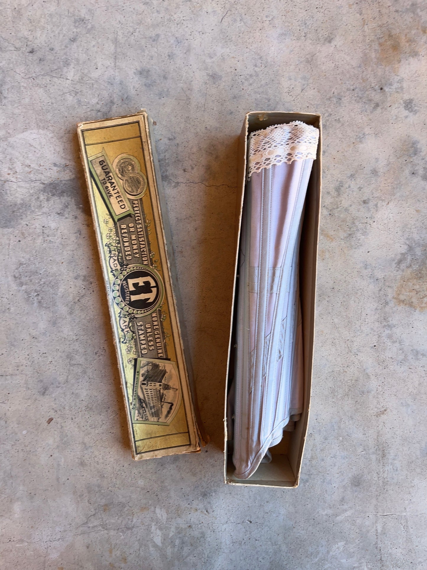 c. 1900s Erect Form ET Corset in Box