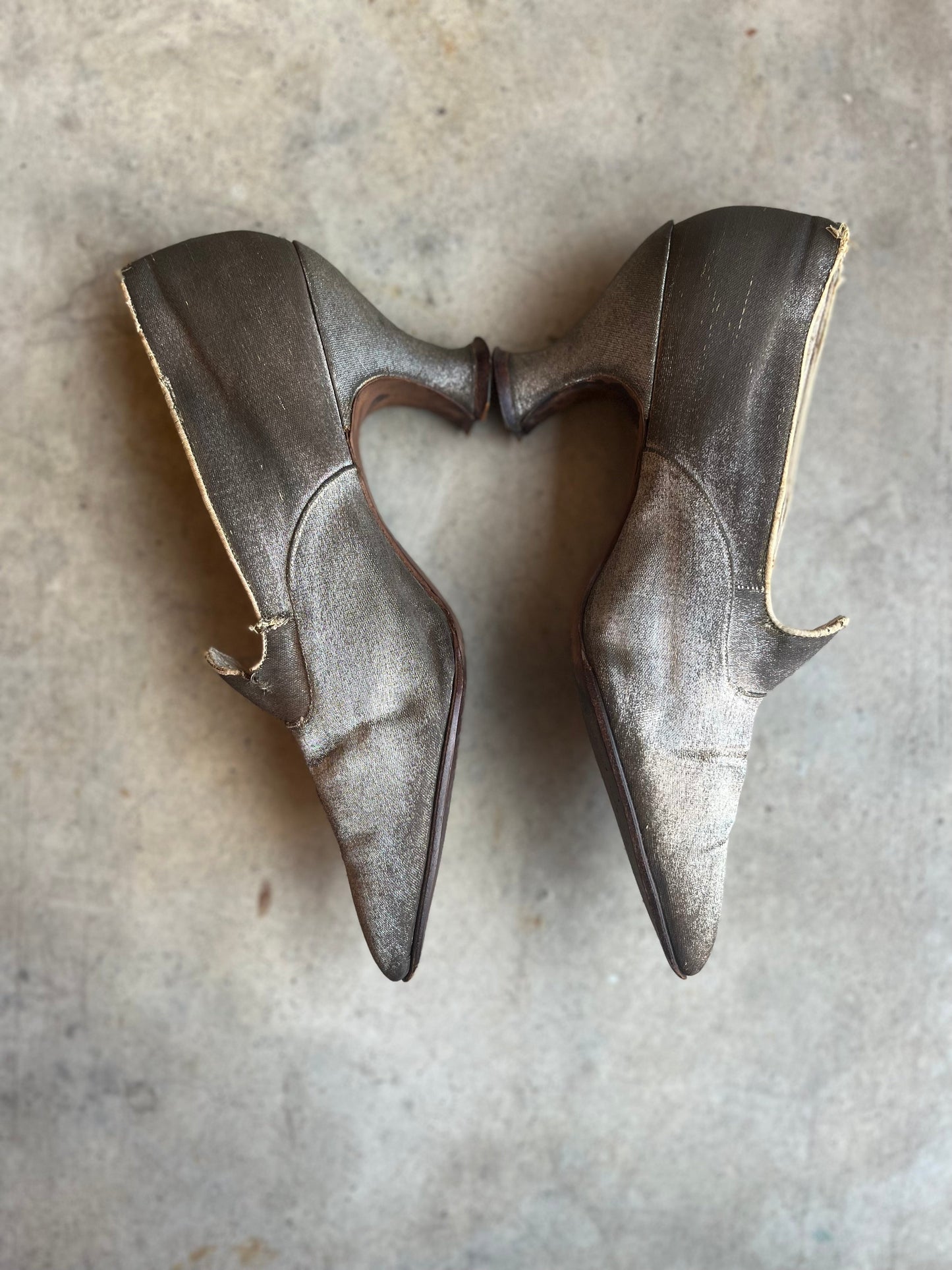 c. 1910s-1920s Lamé Pumps | Approx Sz 7
