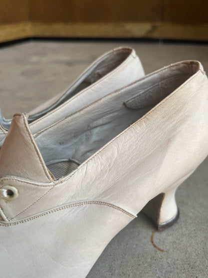 c. 1910s White Pumps | Approx Sz 5